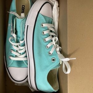Converse size 8 US women
